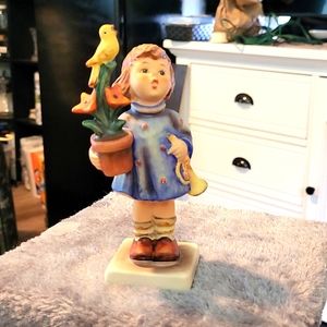 Vintage Hummel "Celebration" 1800.